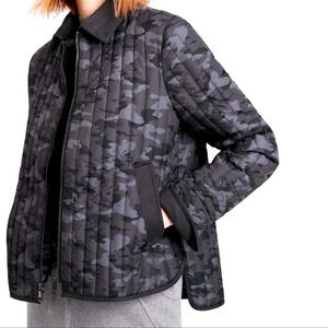 BANANA Republic fashion puffer camo jacket M NWT